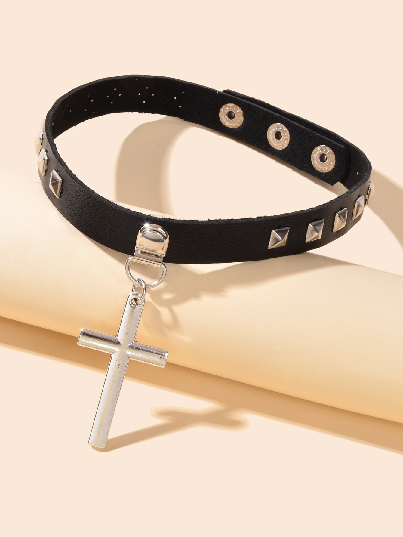 Red Black Pu Leather Spike Adjustable Short Choker Silver Cross Necklace-1