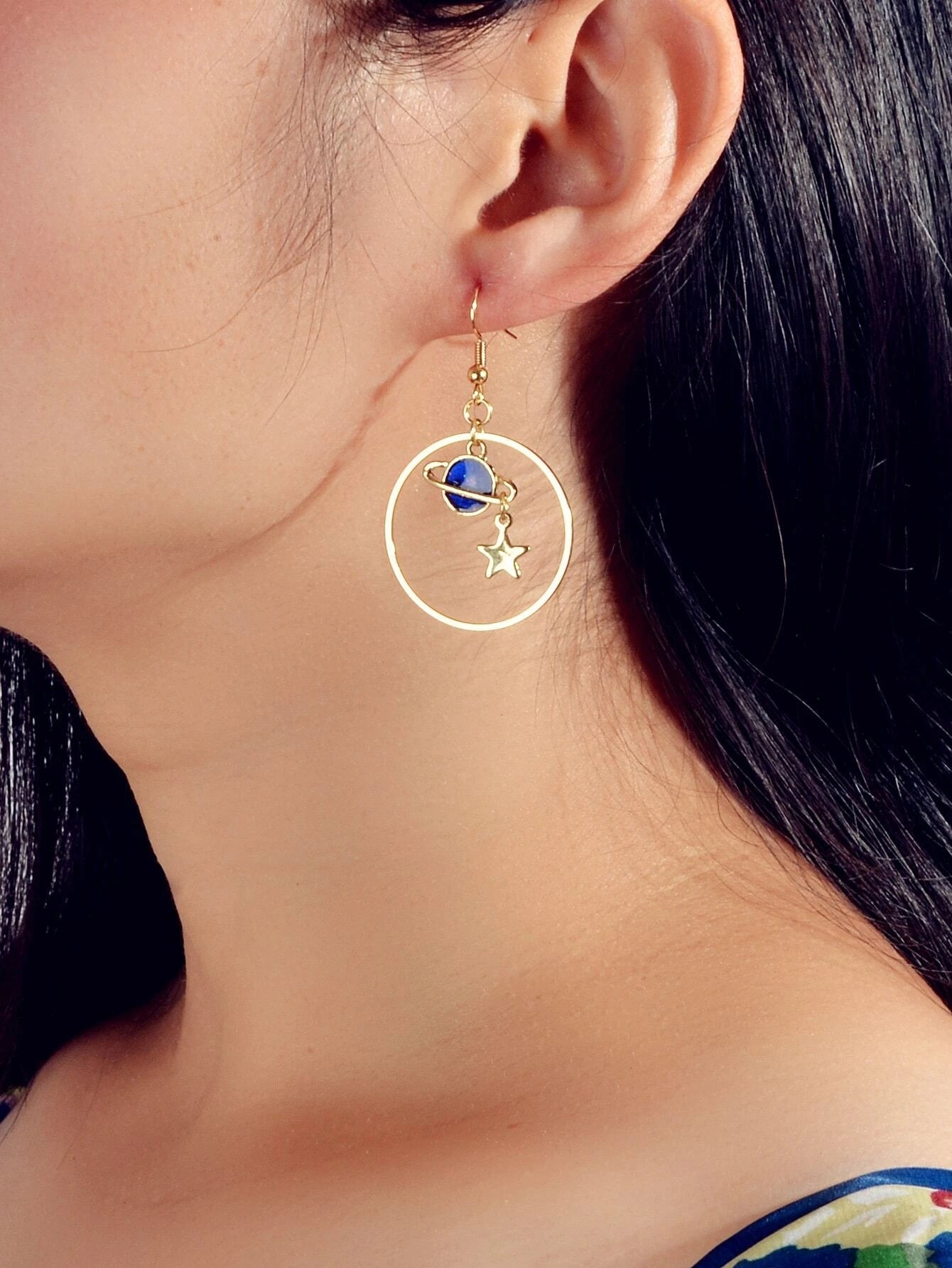 Star Moon Planet Globe Circle Asymmetric Dangle  Round Hoop Earrings-1