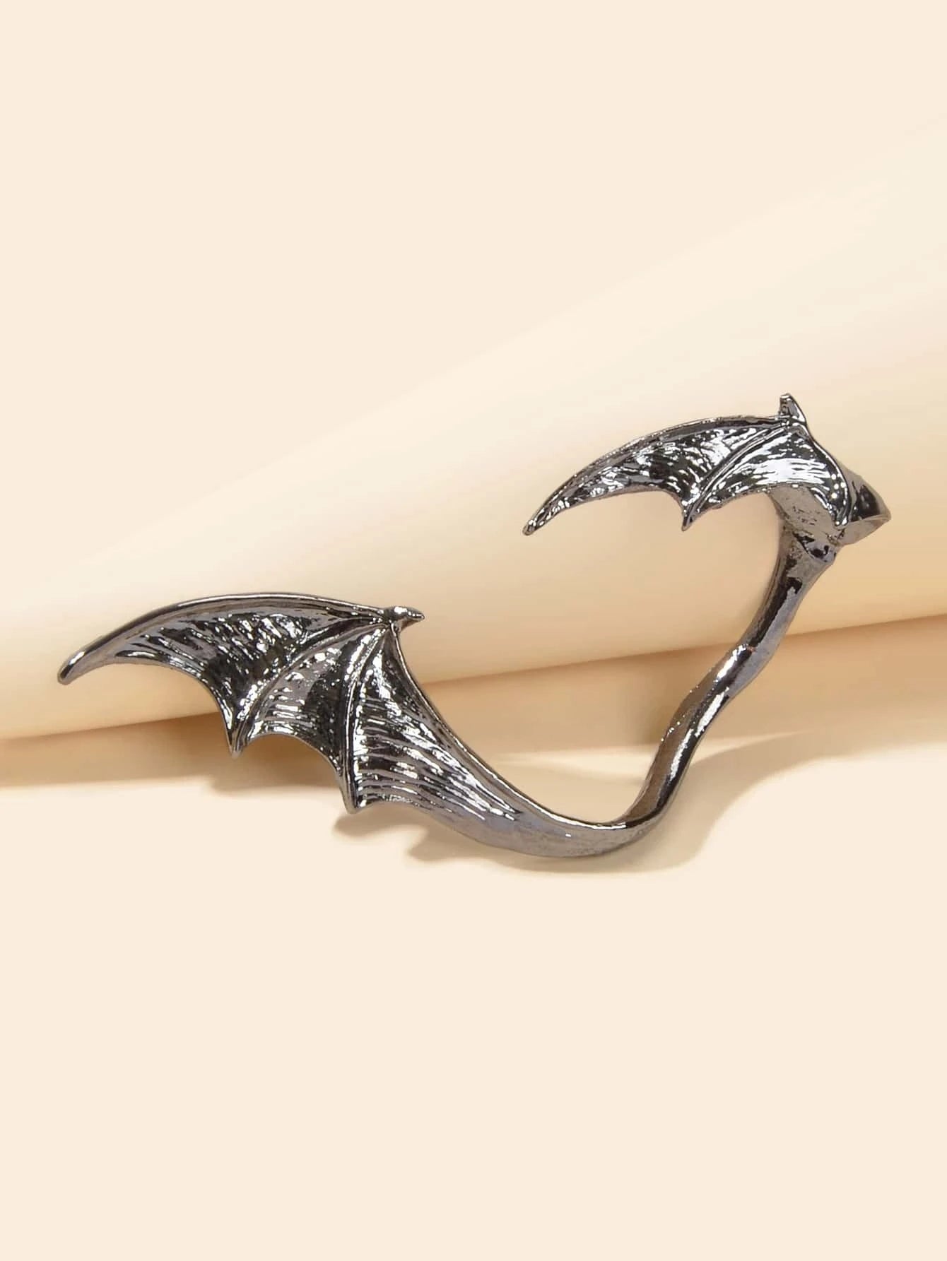 1pc Punk Gothic Vampire Bat Wing Ear Cuff No Piercing Ear Clip-2